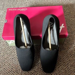 Aerosols A2 Comfort System Momogram Black Stretch 9 1/2 wide